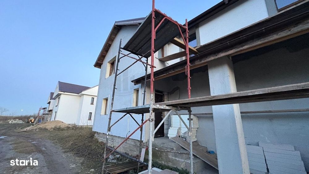 Casa duplex I 2 locuri de parcare I De vanzare