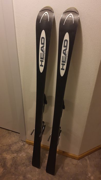 Продавам ски HEAD SLALOM