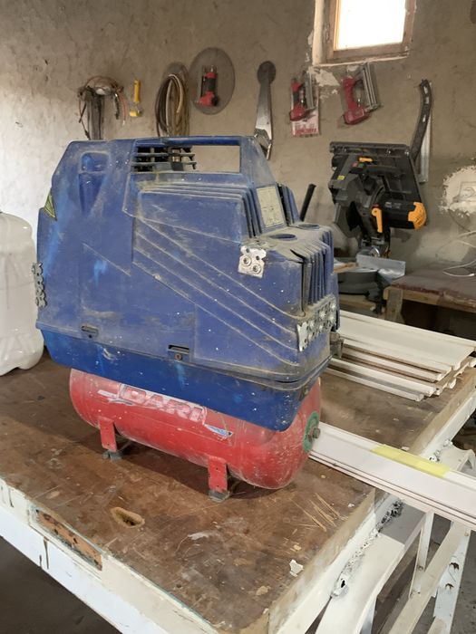 Kompressor sotiladi 6 litr hajmi