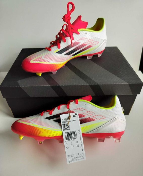 Чисто нови футболни обувки Adidas F50 League FG/MG