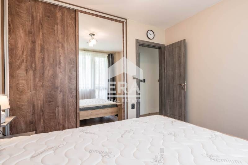 Продава се Тристаен апартамент в Варна, м-т Пчелина - 105 кв.м за 1991 €/кв.м - Снимка #9