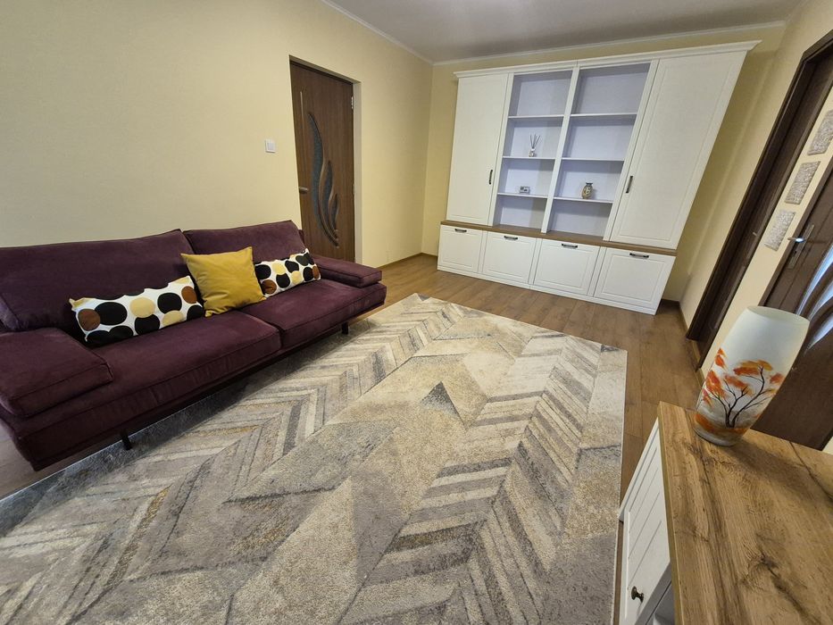 Apartament 3 camere Tiglina 2 - de inchiriat