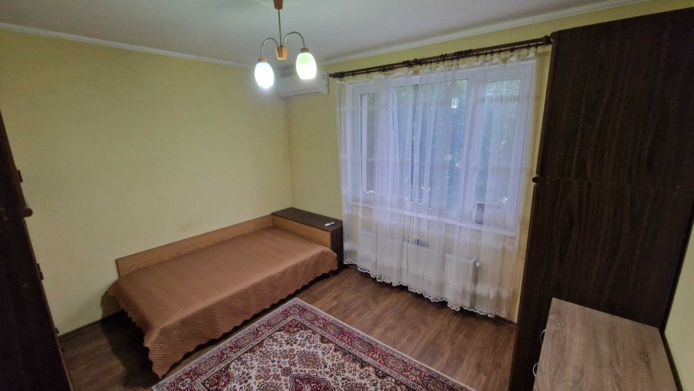 Обзаведена къща с барбекю гр. Мартен