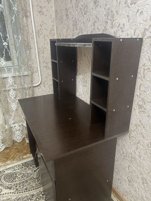 Стол для работы/учебв