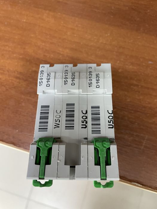 Защитные полуавтоматы c50a