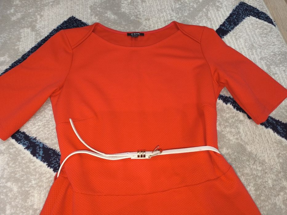 Vecherniy ham kundalik ishga kiyiladigan koylak remeni bilan