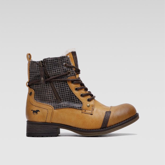 Кожени боти Mustang