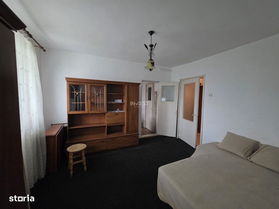 Apartament 2 camere, etaj intermediar, Piata Alexandru cel Bun