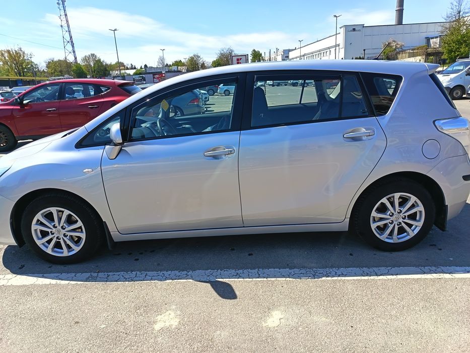 Toyota verso 1.8 benzina