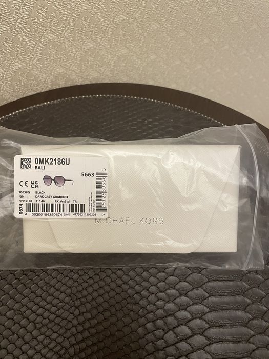 Очки Michael Kors