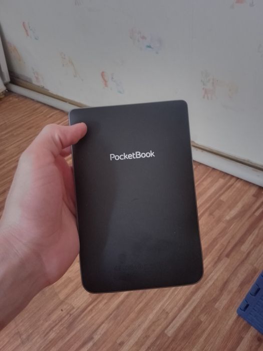 PocketBook Touch Lux