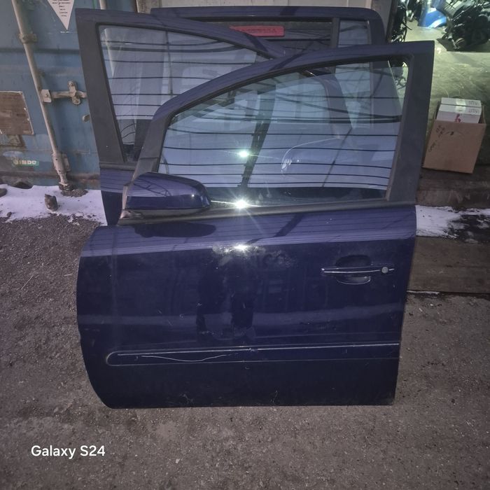 Двери на Опель зафира б