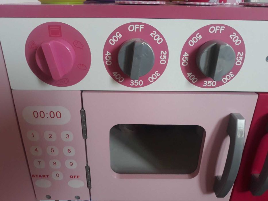 Детска дървена кухня