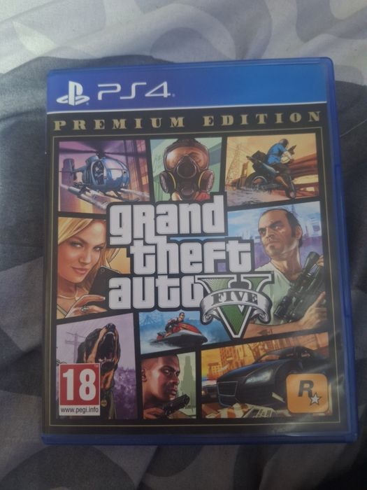 Vând ps4 slim ca nou!