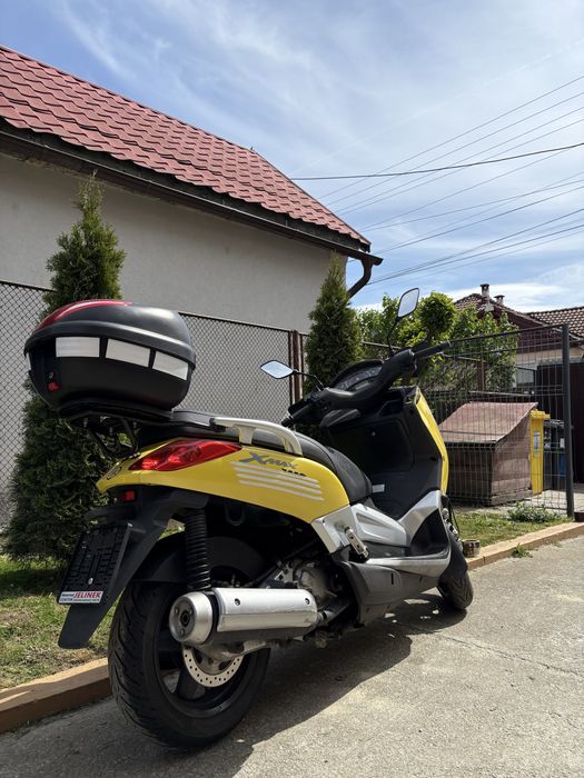Vand Yamaha Xmax 250