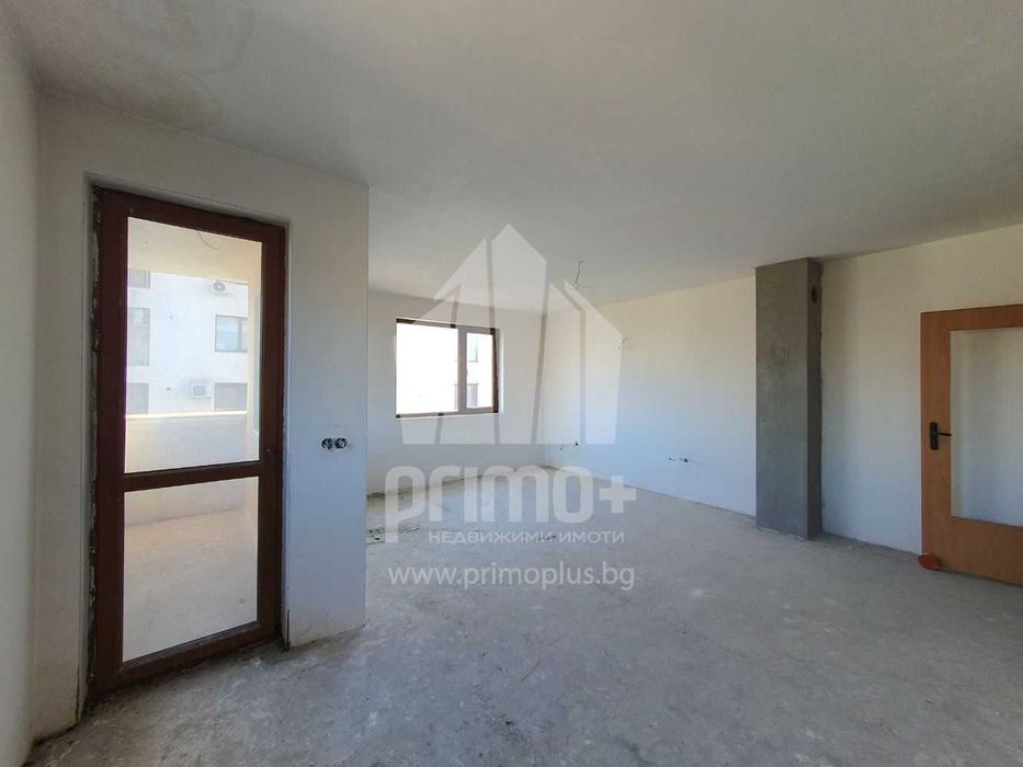 Продава се Тристаен апартамент в Велико Търново, Център - 86 кв.м за 1745 €/кв.м - Снимка #2