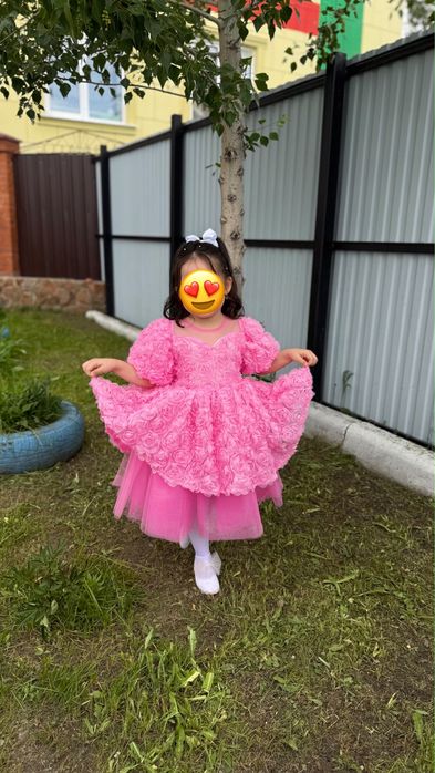 Продам платья для девочки