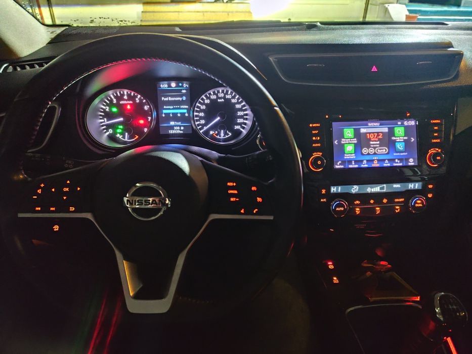 Nissan Qashqai TEKNA - SUPERB