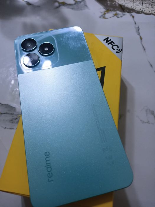 Realme 51  продаю