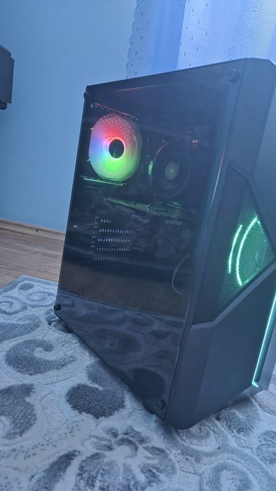 PC Gaming AMD Ryzen 3 PRO 4350G | 16 GB RAM  |  AMD RX 6400 4GB GDDR6