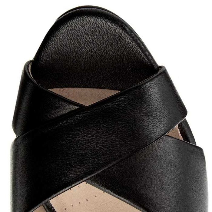 %ПРОМО% CLARKS № 38/39 – Дамски сандали от ест кожа "BLACK & WHITE"