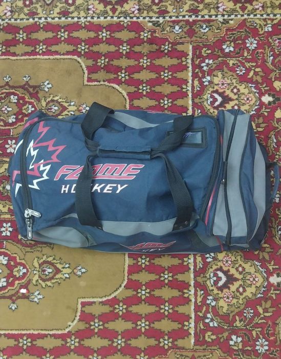 Продам Хоккейная экипировка