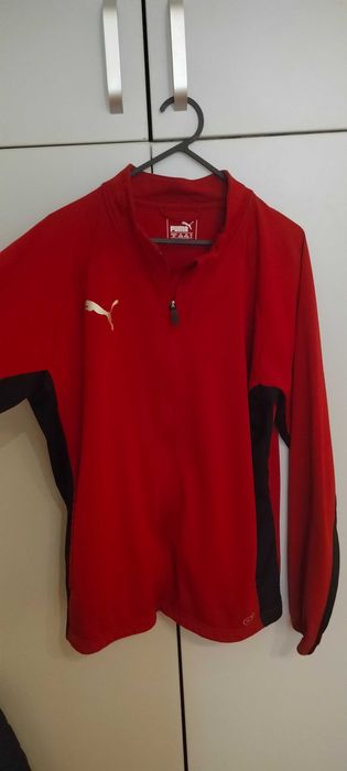 Червен спортен суичър Puma