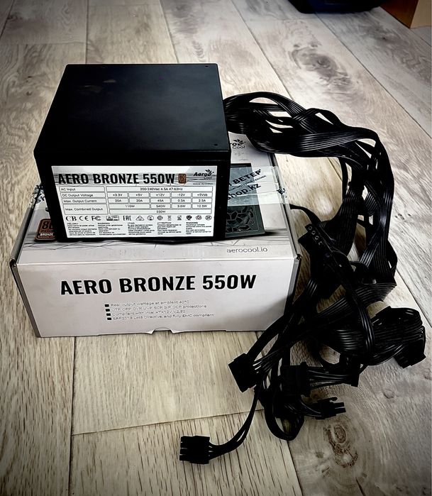 Блок Питания AeroCool Bronze 80+