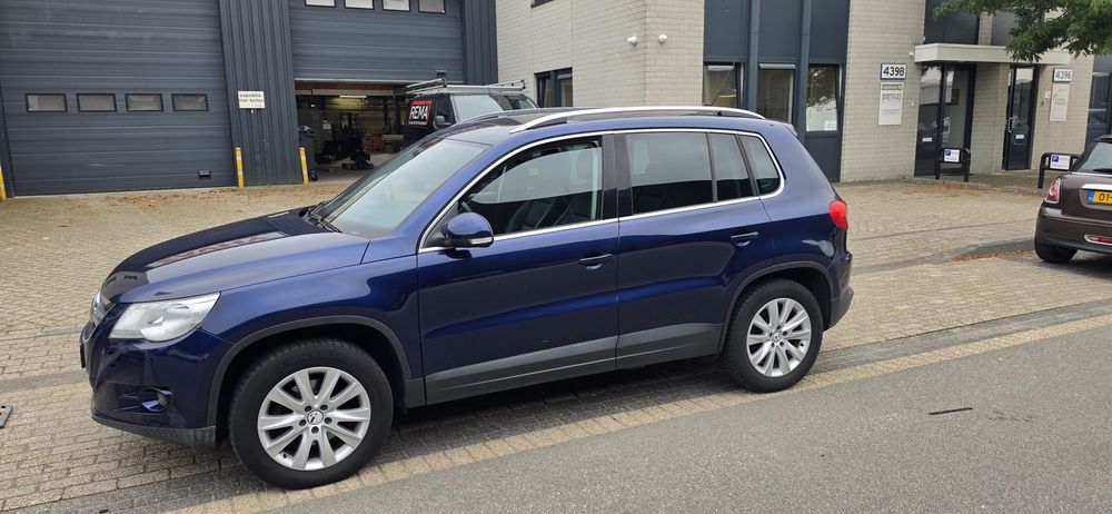 VOLKSWAGEN Tiguan 2009 — imagine 4