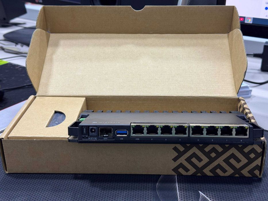 Маршрутизатор MikroTik RB5009UPr+S+IN, НОВЫЙ!!!