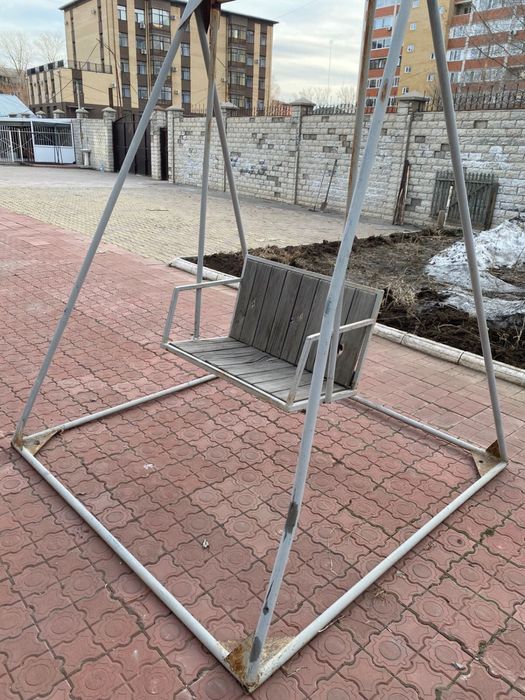 Продам качелю б/у