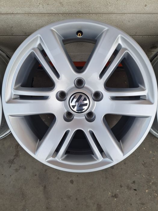 Оригинални джанти за ФОЛКСВАГЕН VW T6 T5 AMAROK TOUAREG R17 5x120 ET49 8J