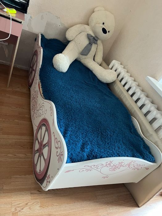 Детская кровать для девочки