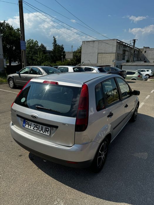 FORD Fiesta 2005 — imagine 3
