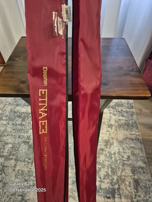 Vand 2 buc Lanseta Delphin etna de 3 m