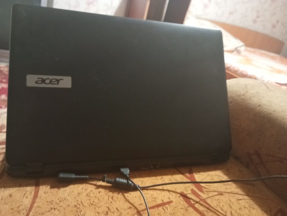 Срочно Продам ноутбук асер