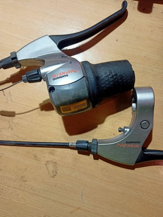 Скорости Нексус за вътрешни скорости+ ръкохватка спирачка