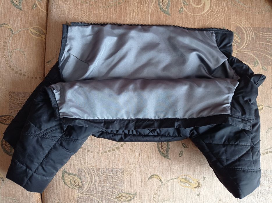 Продам новый комбинезон для собаки