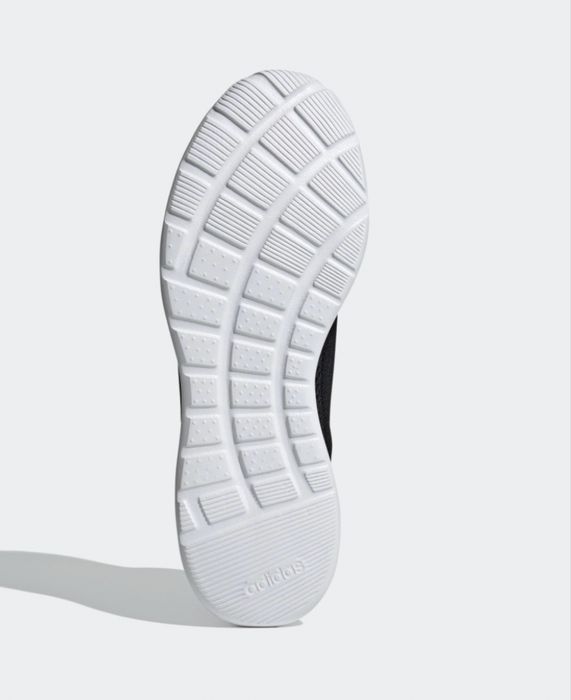 Кроссовки Adidas, размер 42