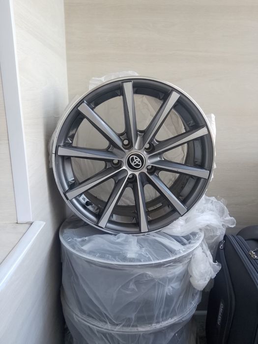 Продам Диски R 17