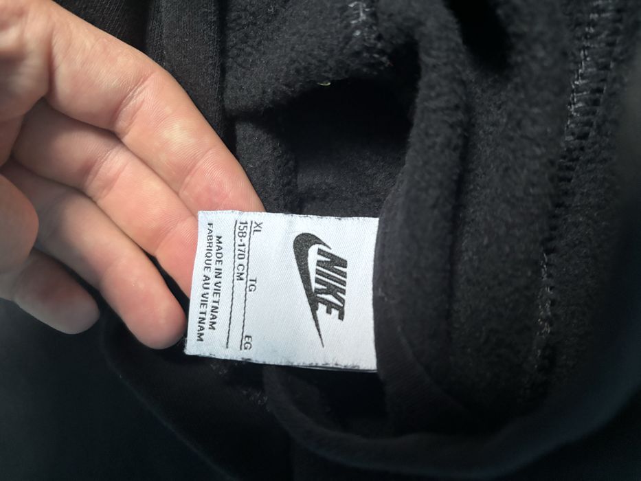 Оригинална блуза на NIKE