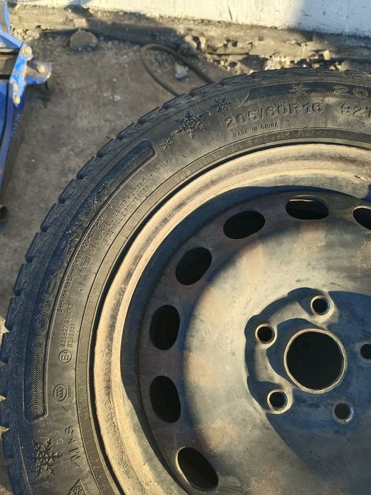 Продам резину на 16 зима