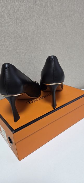 Продам Туфли чёрные