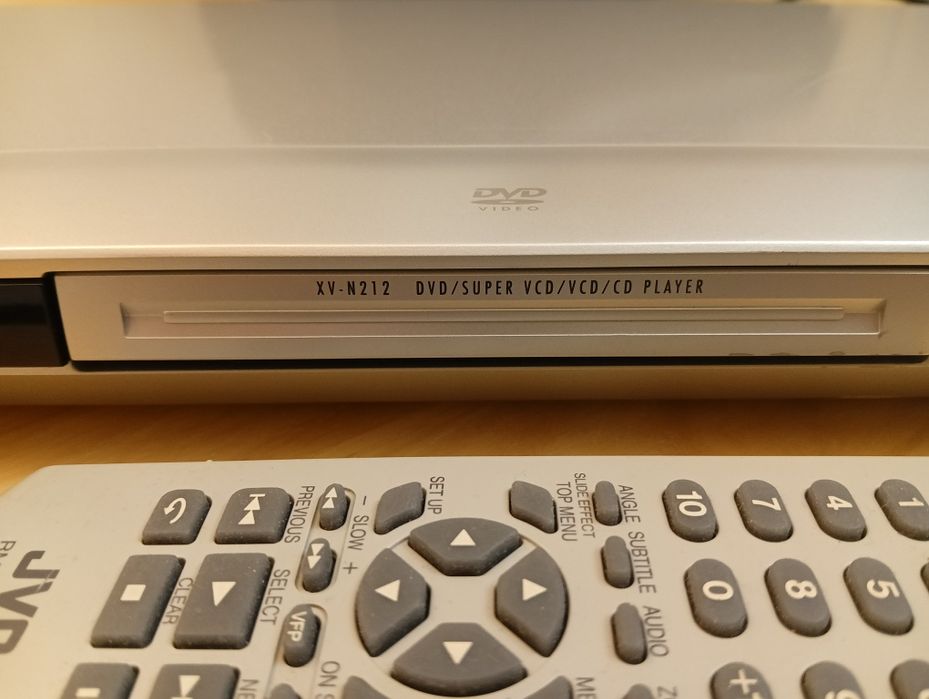 JVC XV-N212 DVD Player