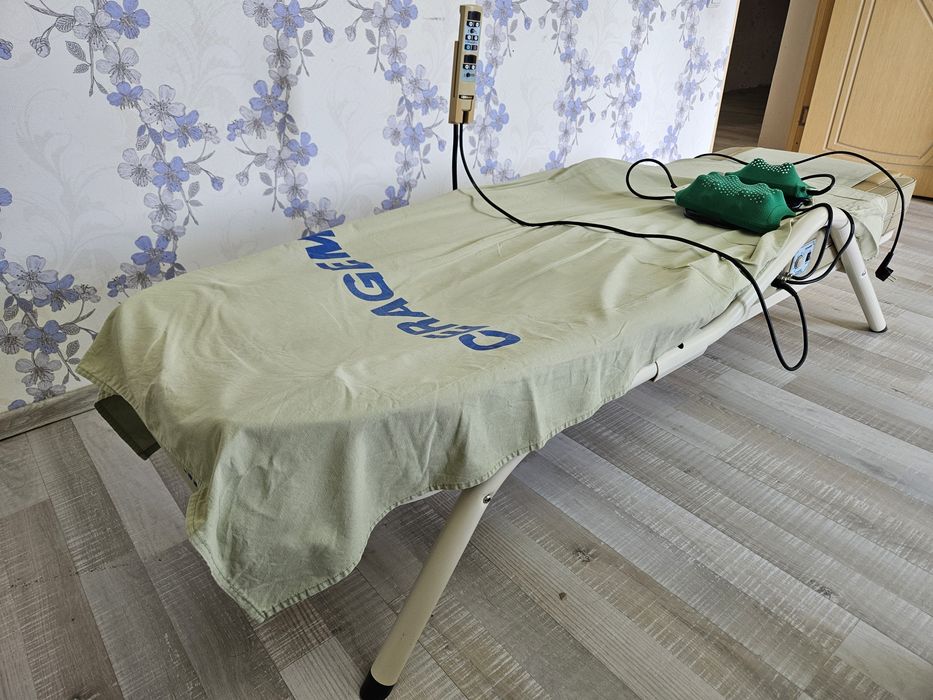 Продам массажную кровать Серагем