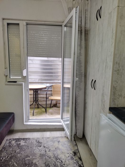 Regim hotelier parter Nufarul 100 ron.