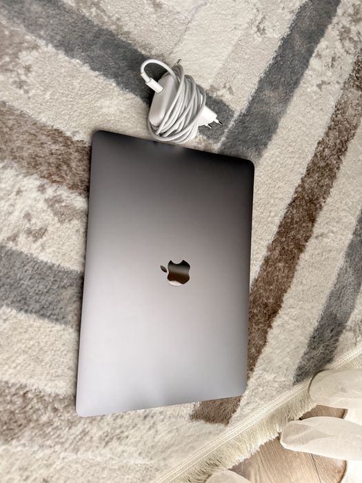 Apple MacBook Air 13 2020