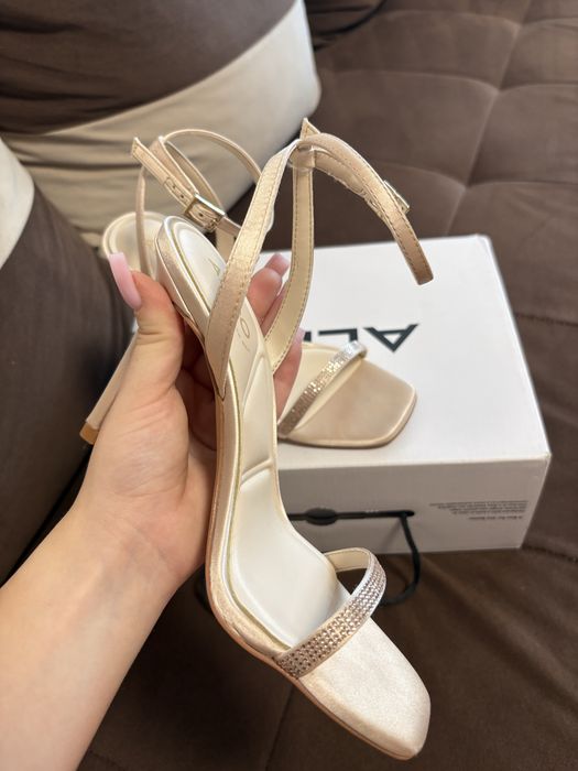 Aldo Сандали на ток
