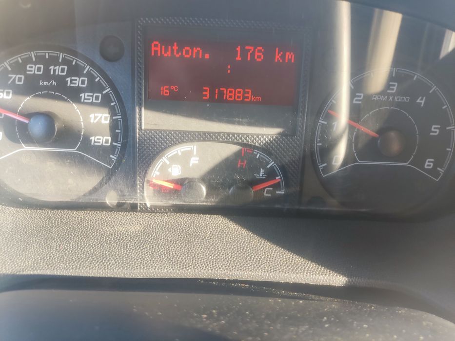 Fiat Ducato 2014 prelată 10 euro paleti