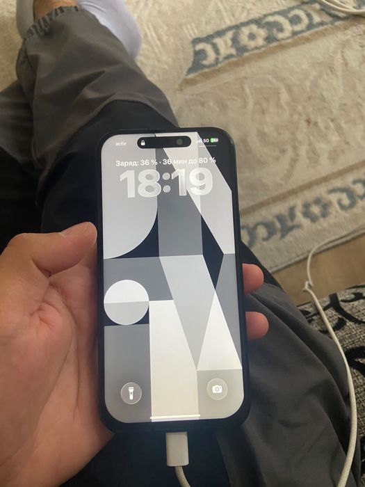 Iphone 15 өзі экран ауысқан